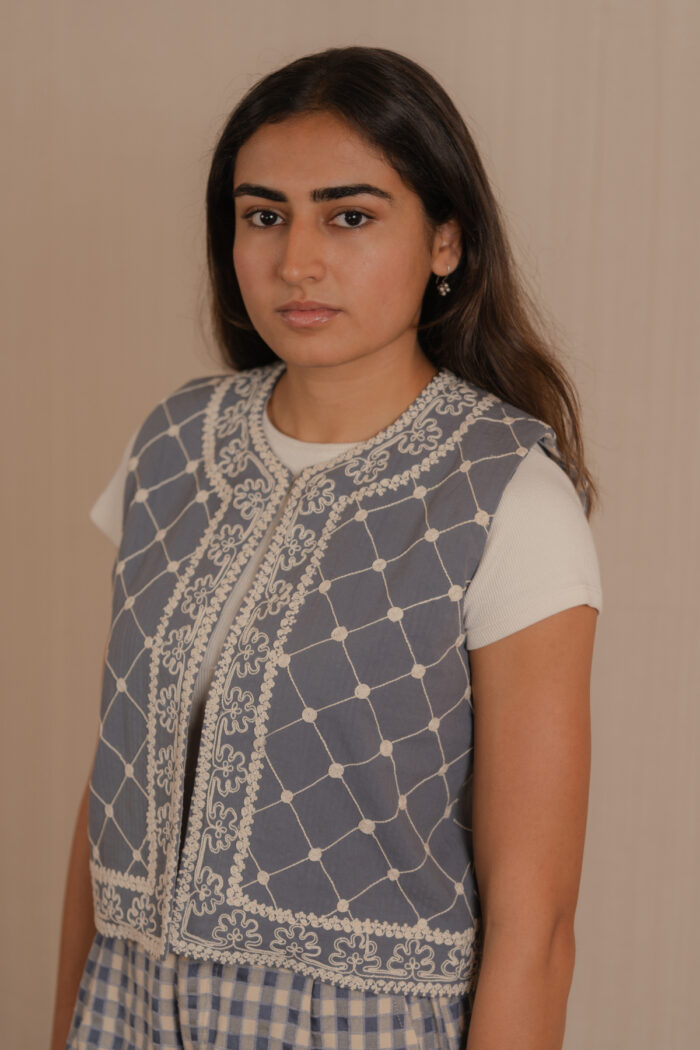 Lippan Reversible Vest - Image 2